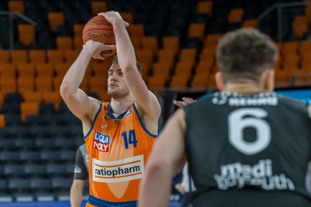 表现无疑为 表现无疑为