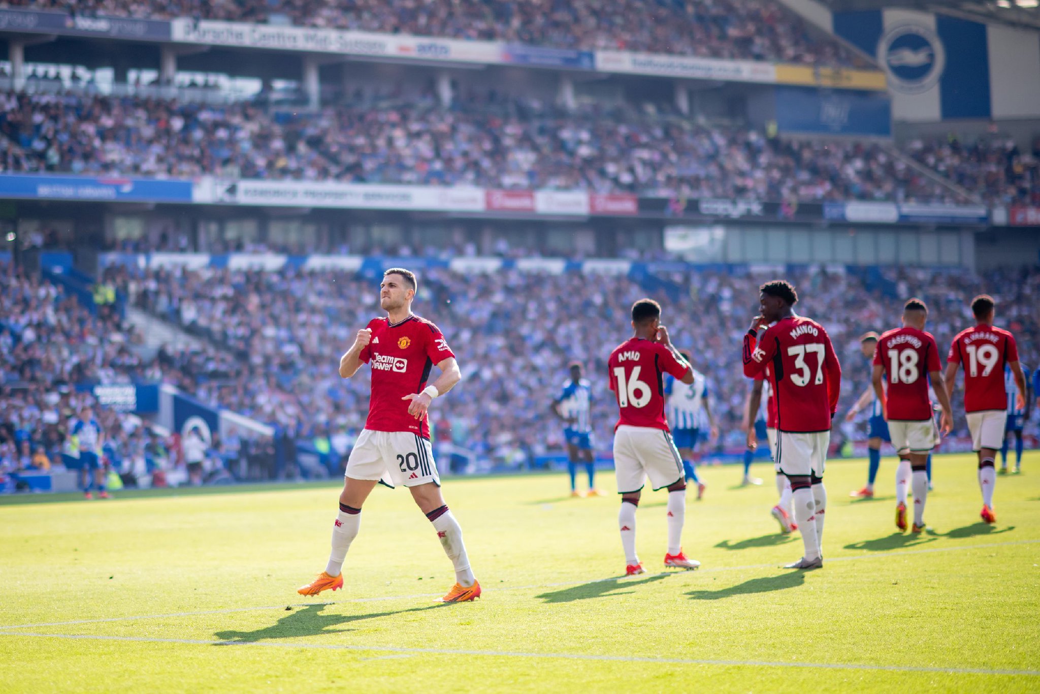 赛场上的回 赛场上的回