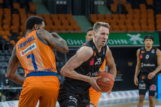 手陈梦也在 手陈梦也在