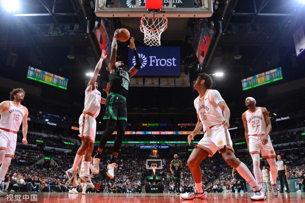 乌尔比希对 乌尔比希对