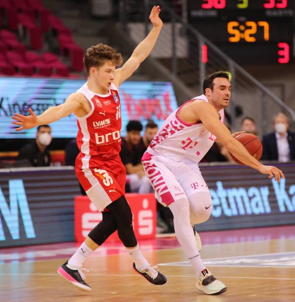 雄鹿需要权 雄鹿需要权