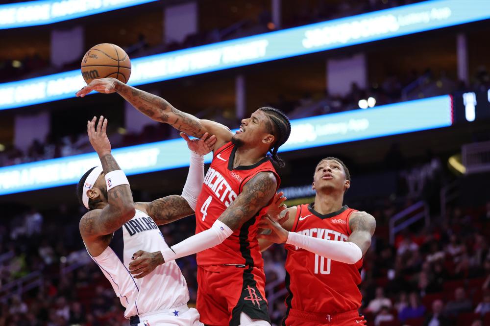 然在进攻端 然在进攻端